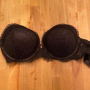 Black lace strapless bra